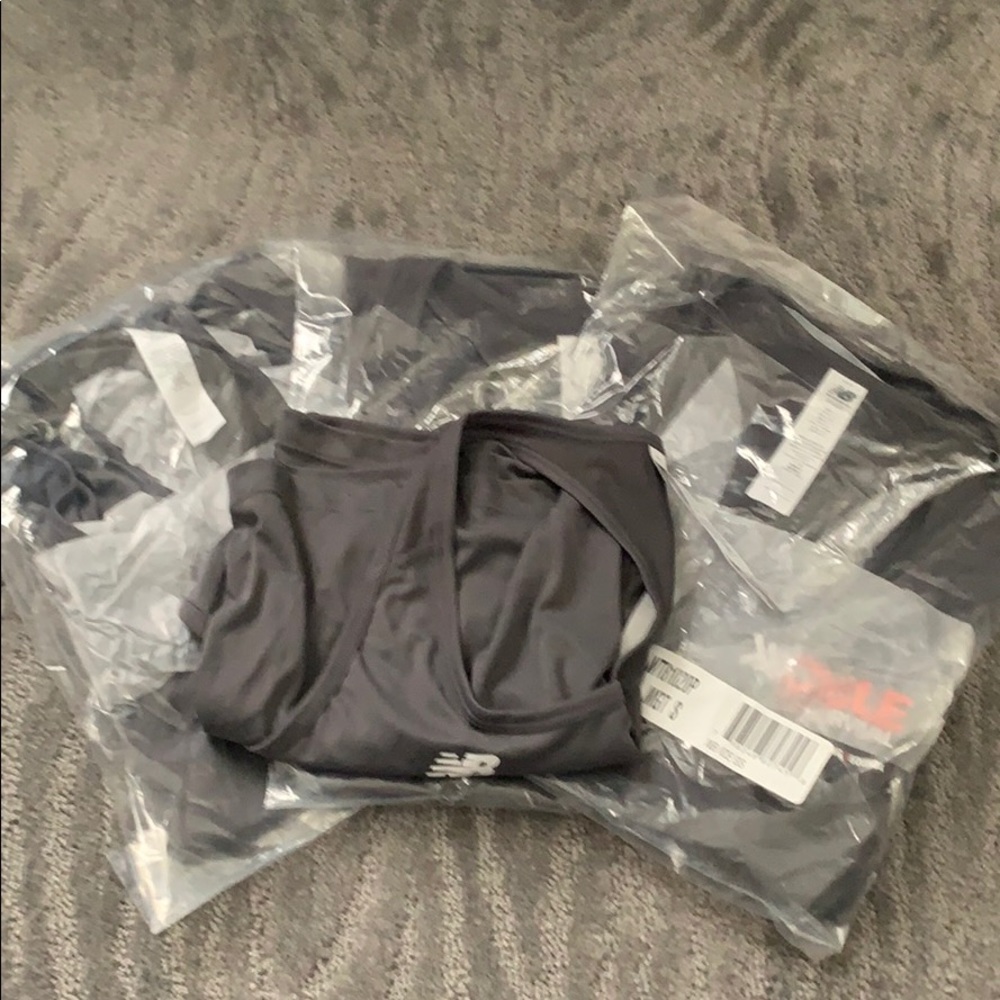 New Cycle for Survival New Balance Tanks - Picture 5 of 5